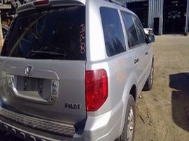 2005 PILOT SILVER EX-L 3.5 AT AWD  A24021